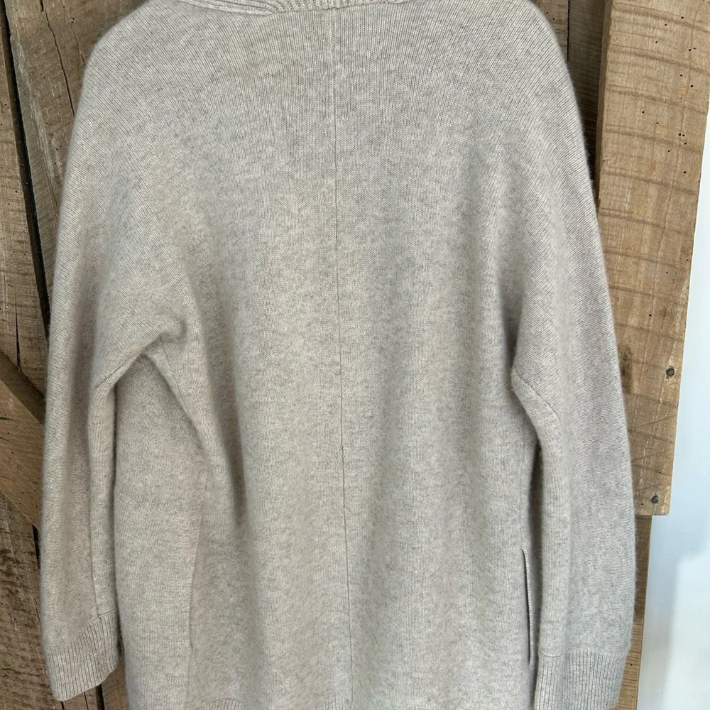 Vince Cream Cardigan Soft Knitted Layering Piece - Picture 3 of 10